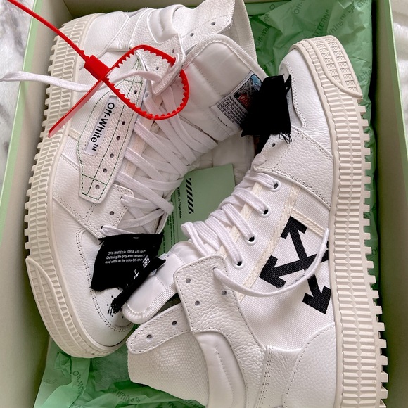 Off-White | Off Court 3.0 Sneakers - Picture 3 of 8